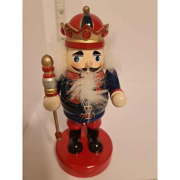 6" Nutcracker - Picture 2 of 6